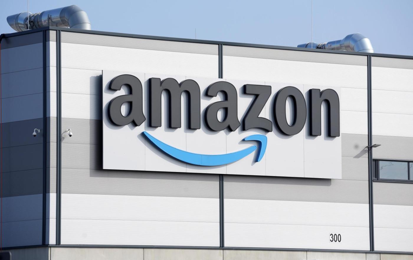 Amazon allure grows with cheaper shares than Apple, Walmart