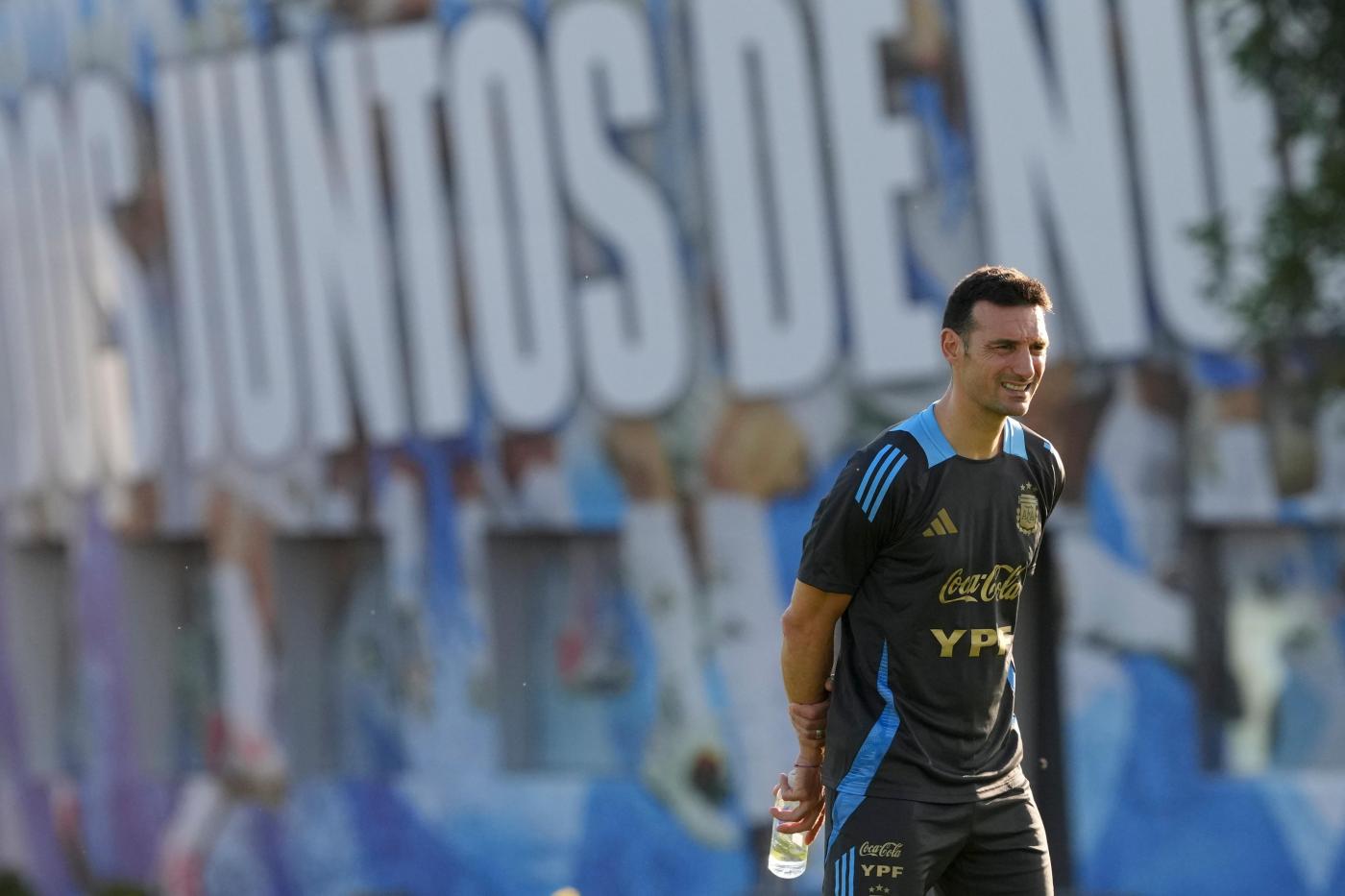 Argentina and Brazil search for Messi and Neymar replacements ahead of crucial World Cup qualifiers
