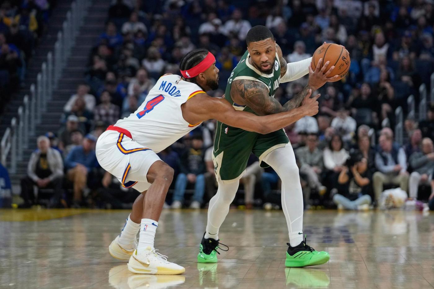 Bucks say Damian Lillard has deep vein thrombosis in his right calf