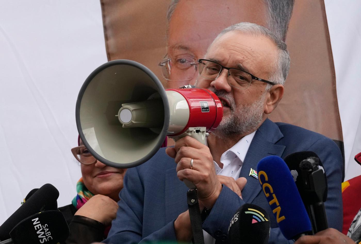 Expelled South African ambassador returns home, says will wear US sanction as ‘badge of dignity’