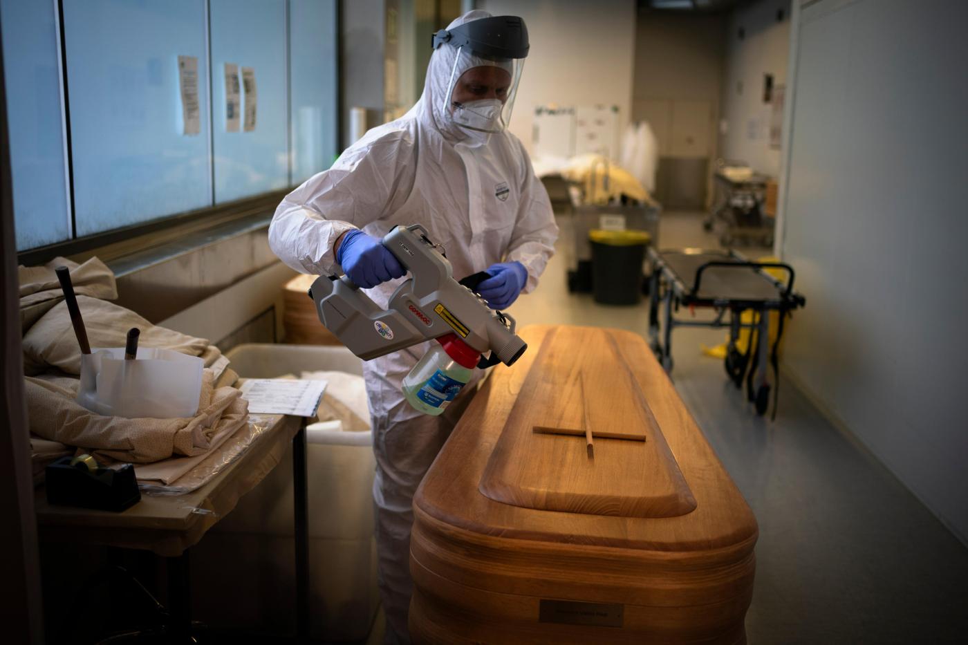 WHO member countries agree on a draft ‘pandemic treaty’ to try to avoid COVID-19 mistakes