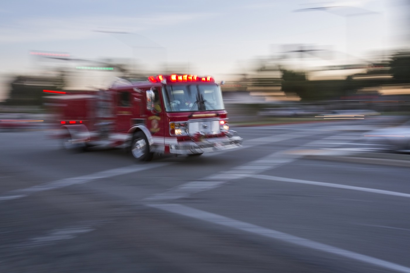 Three adults displaced in Mountain View apartment fire