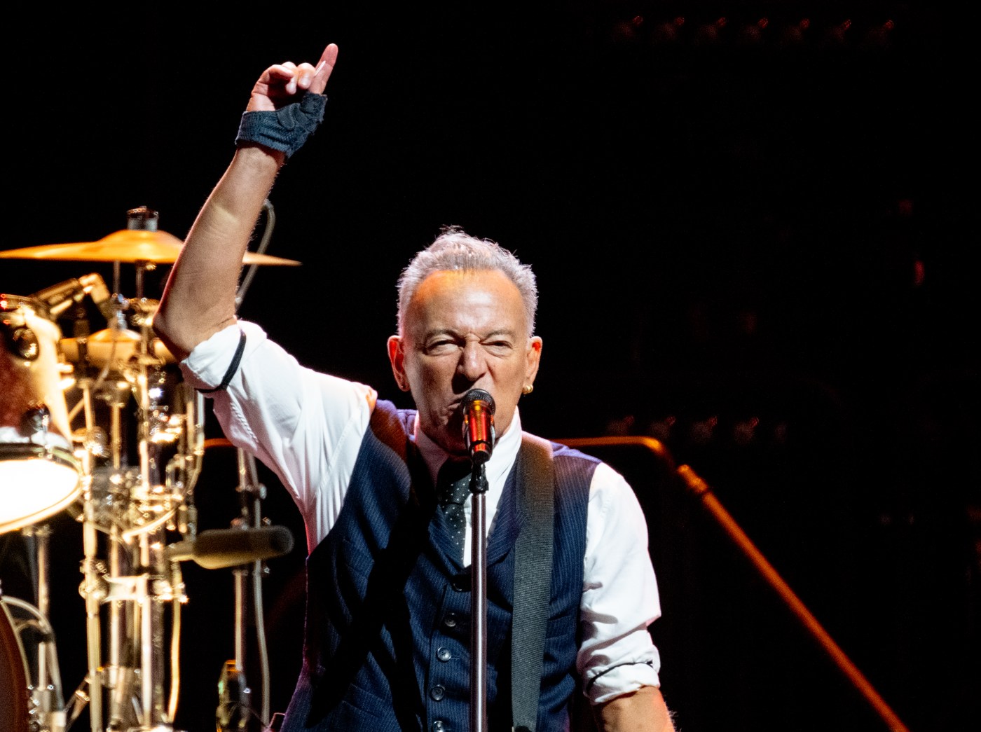 Bruce Springsteen rips into Trump’s ‘corrupt, treasonous administration’